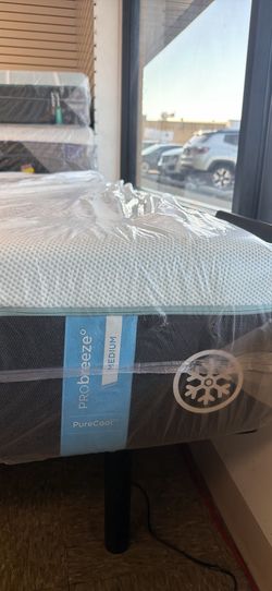 Probrezze Queen Tempur Mattress $800