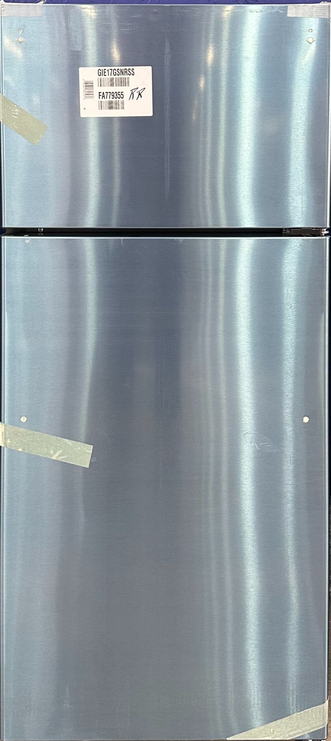 GE Refrigerator Top-Freezer GIE17GSNRSS 00701 .
