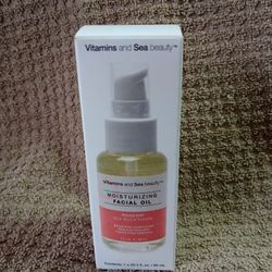 VITAMINS AND SEA BEAUTY Moisturizing Facial Oil with Rosehip + Sea Buckthorn