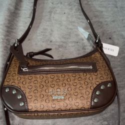 Cute GUESS Bag