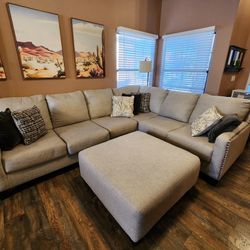✨ Ashley Furniture Sectional – Gently Used, Excellent Condition! ✨
