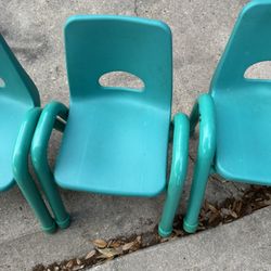 Little Tikes Kids Table And Barstool 
