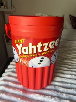 Giant Yahtzee Dice Game
