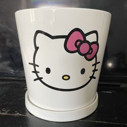 hello kitty planter 