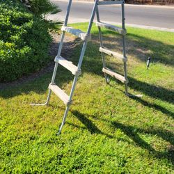Pool Ladder!