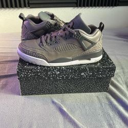 Black/Grey Jordan Spizikes. Almost Brand New
