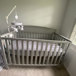 Graco Baby crib