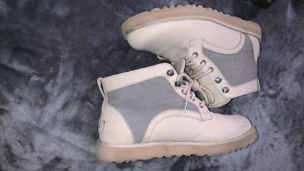 Ugh Boots Size 7 Women  Good Perfect  $20