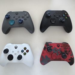 XBOX ONE CONTROLLERS