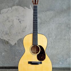 Custom Shop Martin Acoustic Guitar 000-18