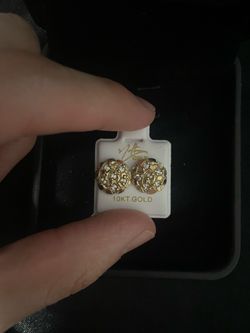 10KT Gold Nugget Stud Earrings with Stones