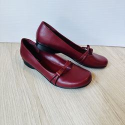 Xhilaration Red Shoes Size 8.5 