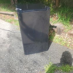 Mini fridge