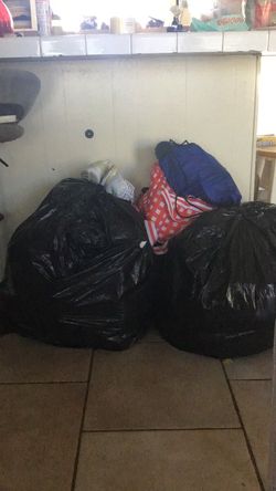 Copiadora y  para poner vinos y ropa   gratis