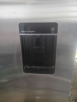 Fisher & Paykel Refrigerator
