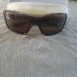 Oakley polarized sunglasses