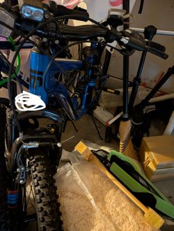 Mongoose mountain bike