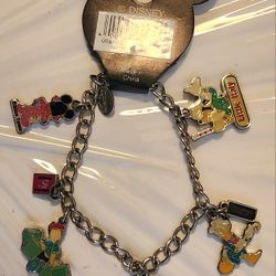 Disney NYC  charm bracelet. Double-sided