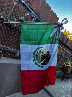 Mexico Flag 3 x 5 feet with pole