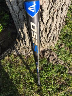 Easton 30 Inch "BIG Barrell Bat ( See Pics) See My Page For Other Baseball Equipment For Sale "Cheap'