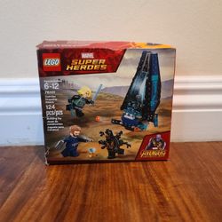 LEGO Marvel Super Heroes 76101 Outrider Dropship Attack set. 

