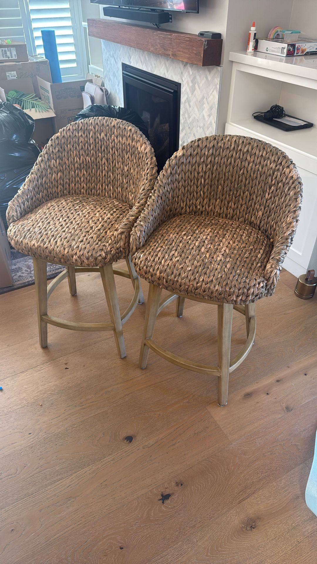 Set Of 4 Bar Stools