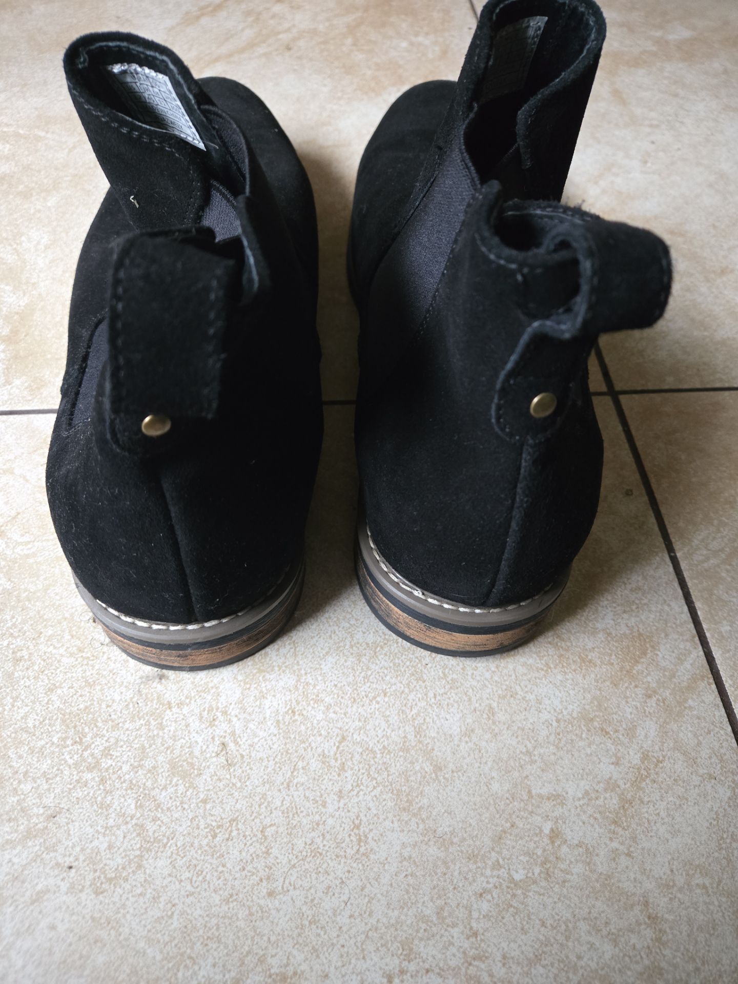 Black boot