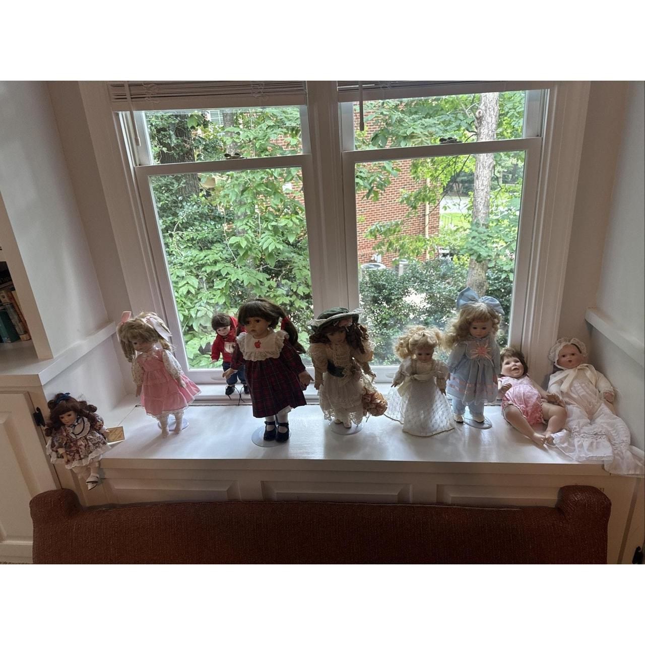 This lot of 9 rare vintage(100)52