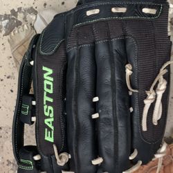 Easton Baseball Glove 