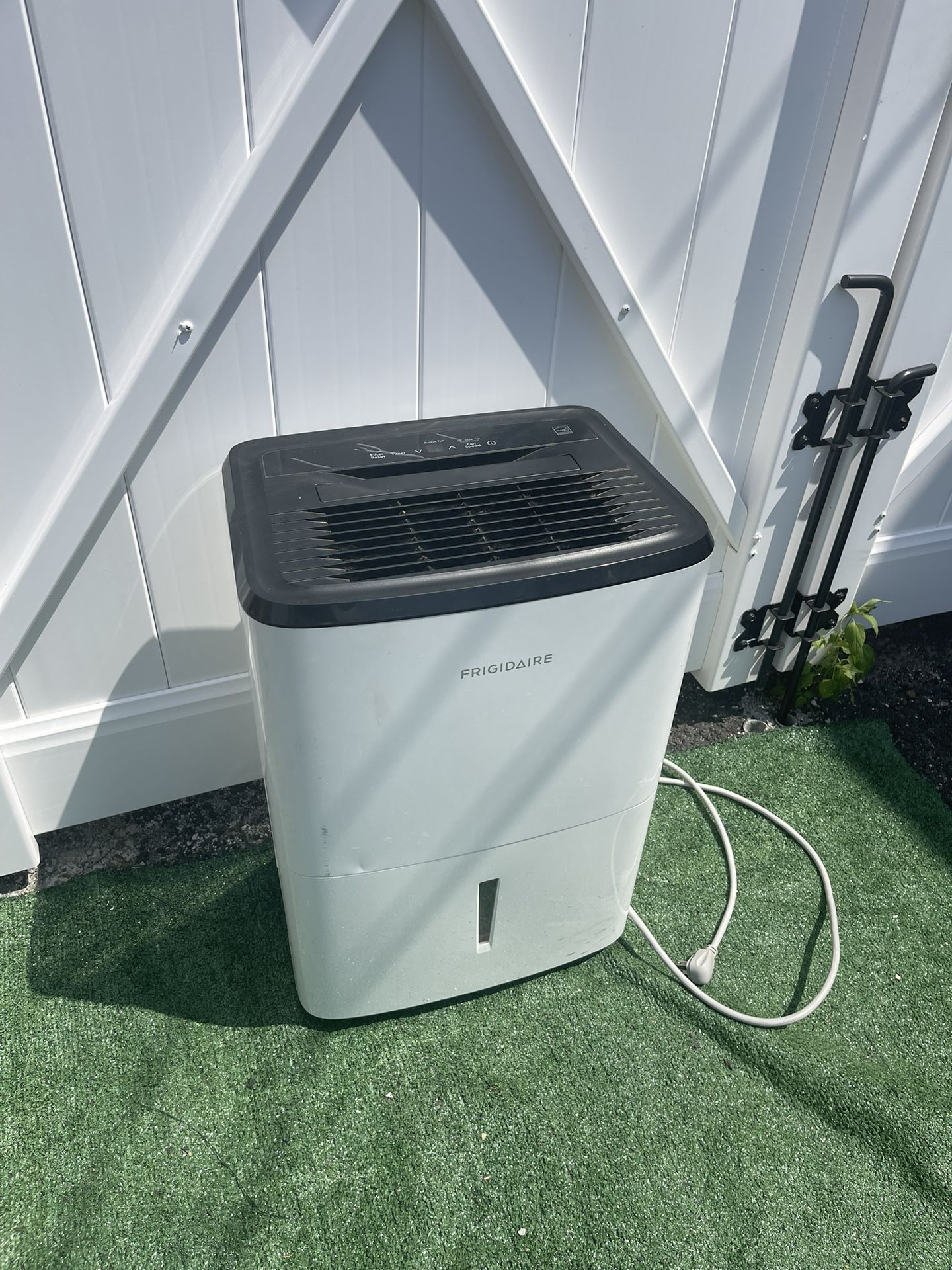 Frigidaire Dehumidifier - Portable & Efficient Moisture Removal for Home/Basement