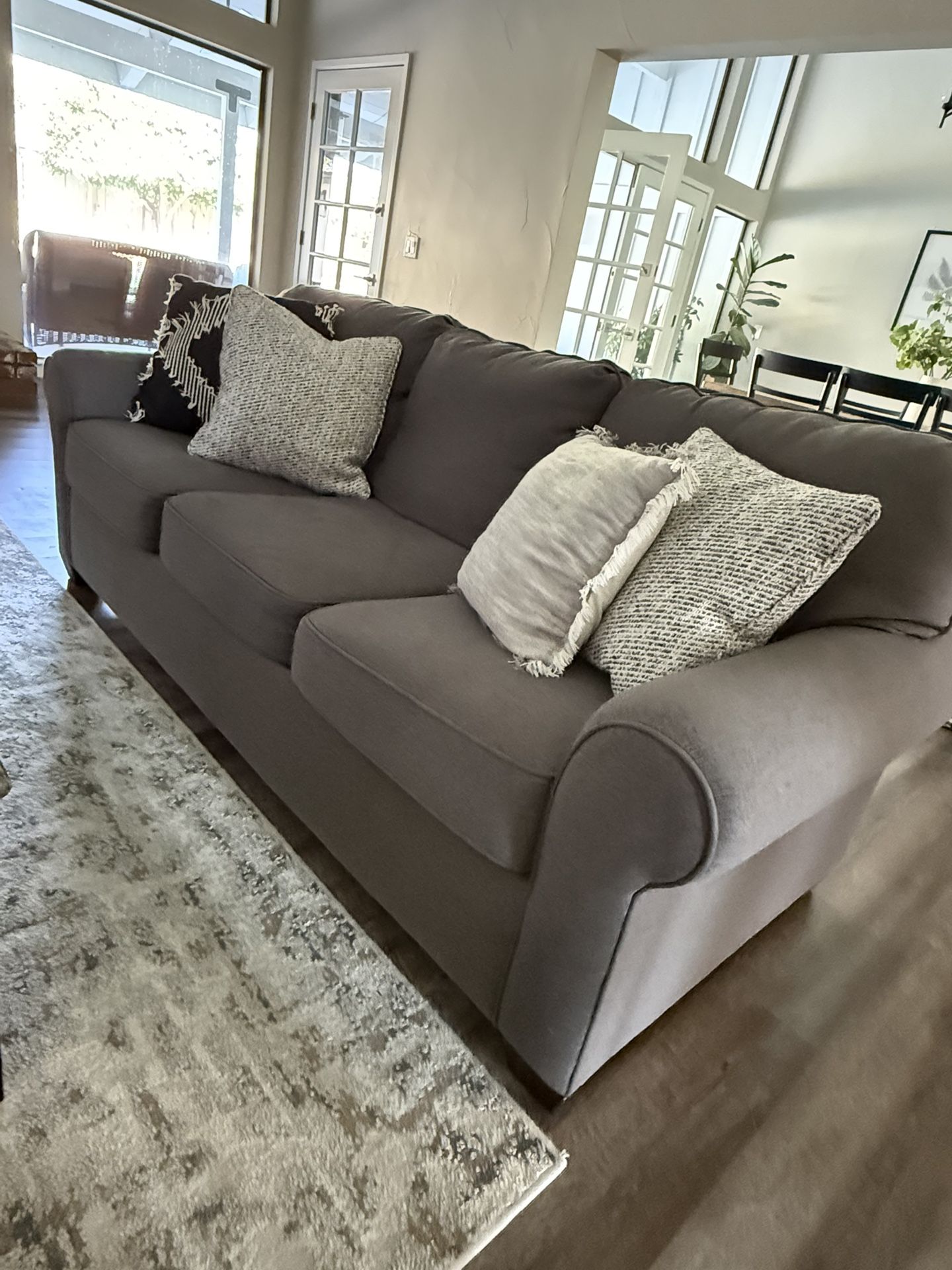 Full-Size Flexsteel Couches