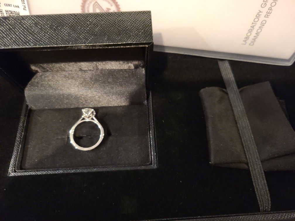 2 Carat IGI Certified Cushion Shape Lab Grown Diamond Engagement Ring 14K White Gold Shye Petal