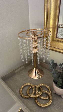 Decorative crystal decor