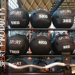 Wall Balls / Large Medicine Balls / Fitness Weighted Balls