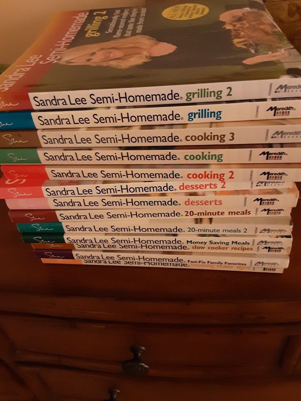 New Sandra Lee Semi  Homemade Food Network Cookbook Set
