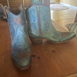 Size 8 Cowgirl Boots