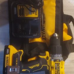 Dewalt 20v Xr Hammer Drill