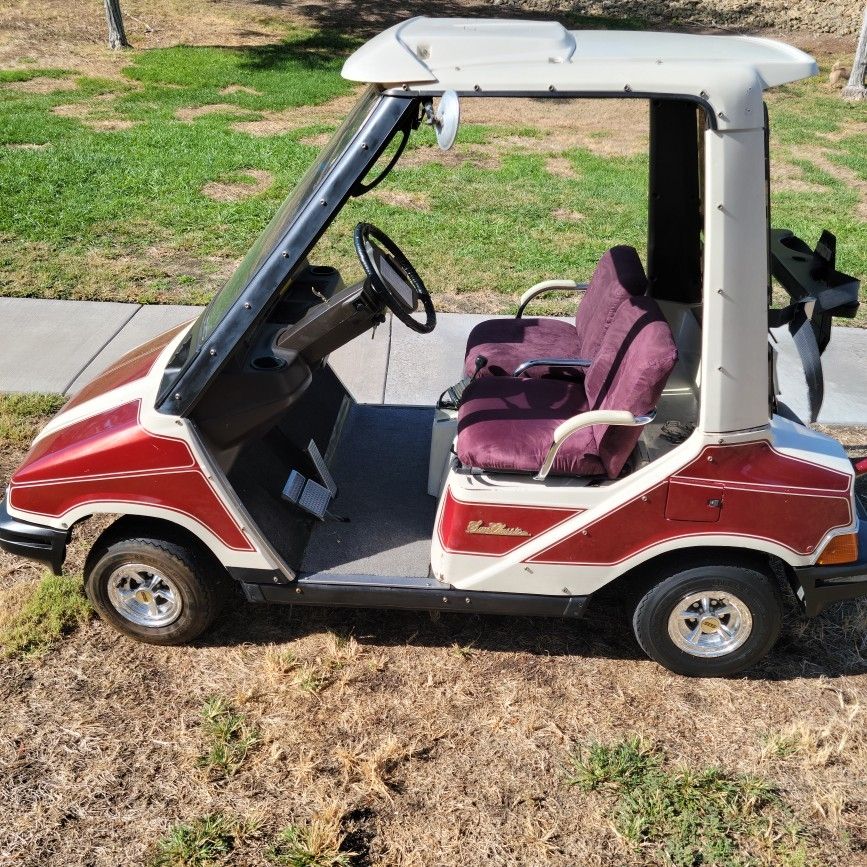 1991 Yamaha Sun classic gas golf cart for Sale in Las Vegas, NV