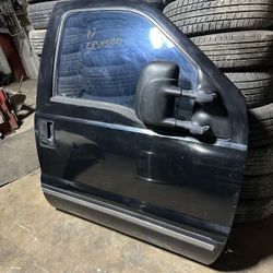 2002 EXCURSION OEM PASSENGER FRONT DOOR COMPLETE 