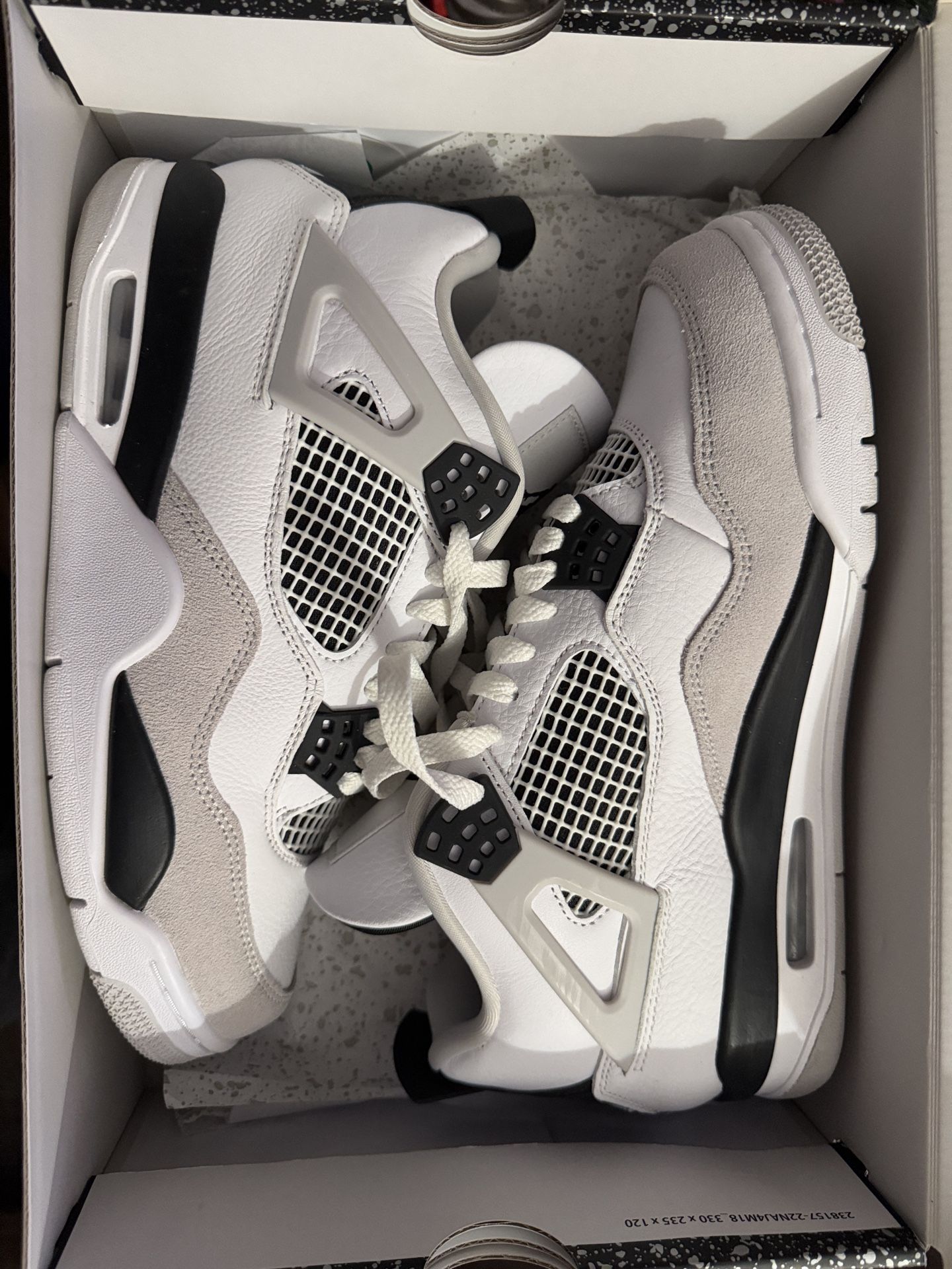 Jordan 4 Military black (FIRM)