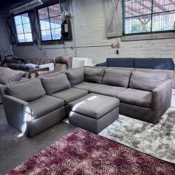 Crate & Barrel Couch 6pc Modular Sectional Sofa (Delivery Available)