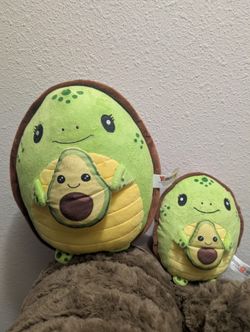 Turtle With Avocado 