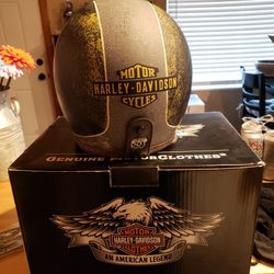 Harley Davidson 3/4 Helmet.