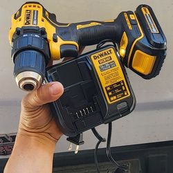 New Drill Atomic Brushless  With Battery And Charger New $120
