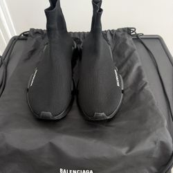BALENCIAGA Speed 2.0 100% Authentic 