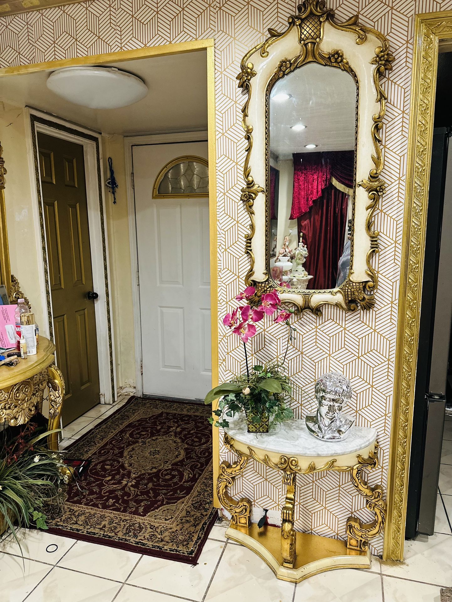 Italian Entry Marble Table With Mirror 🪞
