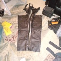 FMC Mens Large Leather Biker chaps black