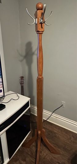Modern Arts & Crafts Solid Tropical Wood 8-Hlook Coat
