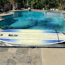 Great 8 ft surfboard! *Ron Jon* 