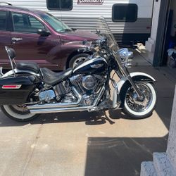 2005 Harley Davidson Softail deluxe